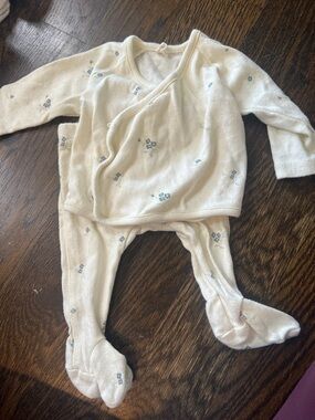 Quincy Mae Cream and Light Blue Floral Baby Pajama Set